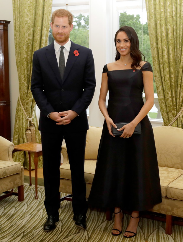Meghan Markle w sukni Gabriela Hearst podczas wizyty w Wellington