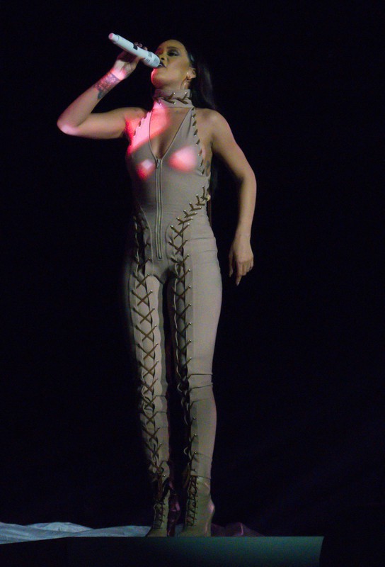 Rihanna na The Anti World Tour - zobacz kostiumy sceniczne