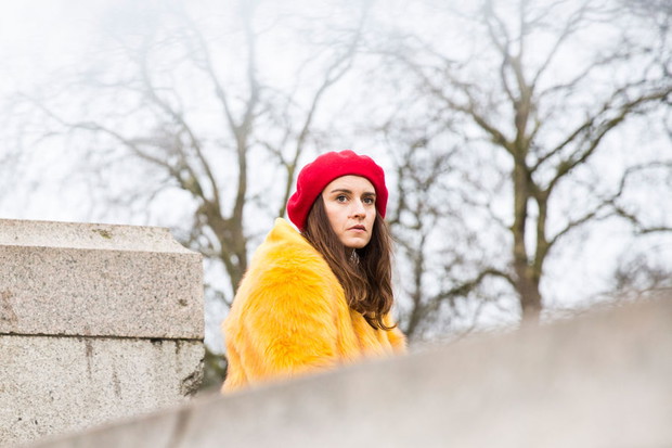 Modne nakrycia głowy street fashion