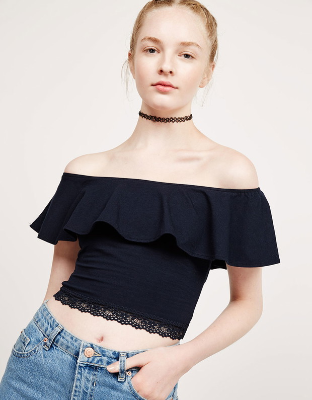 Bluzka hiszpanka - przegląd z sieciówek, Bershka, 39,90 zł