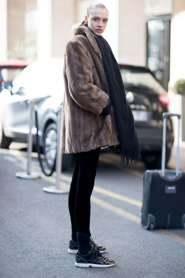 Street fashion: Paris Fashion Week haute couture wiosna 2017