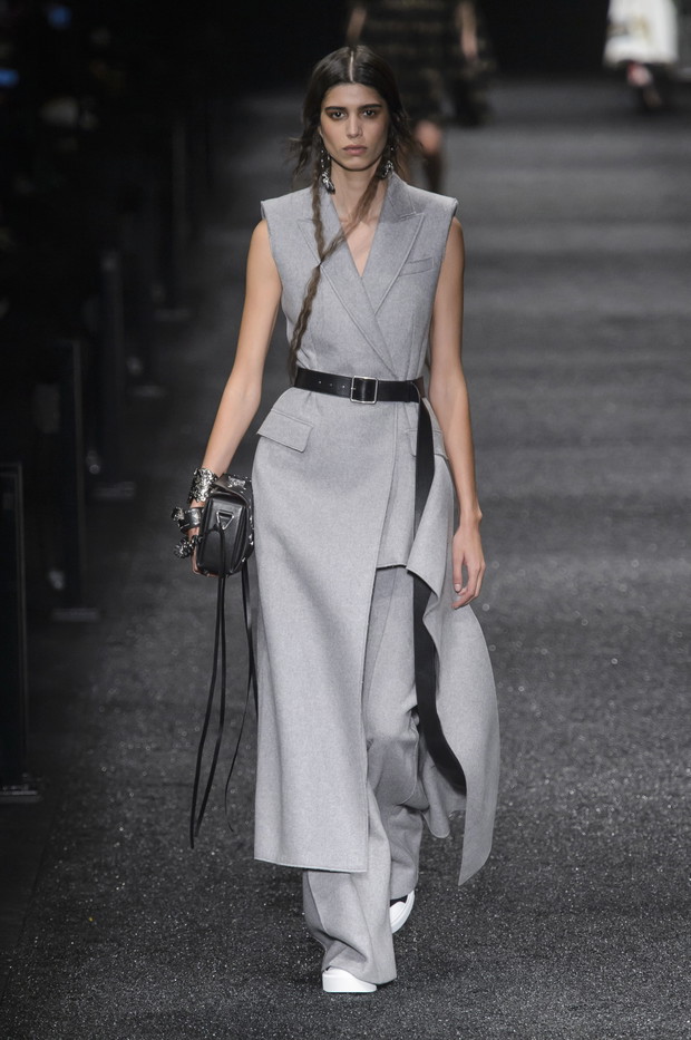 Alexander McQueen jesień-zima 2017/2018
