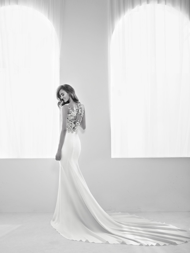 Kolekcja ślubna Pronovias 2018 - model Raika