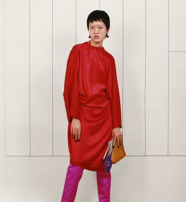 Skórzana sukienka Balenciaga Pre-Fall 2017