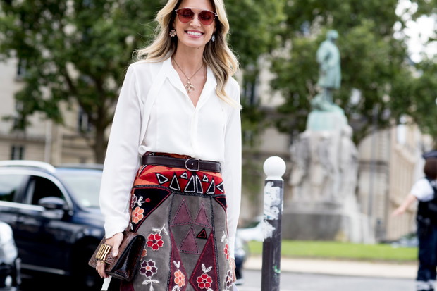 Buty, torebki i biżuteria gości na Paris Fashion Week haute couture jesień-zima 2017/18