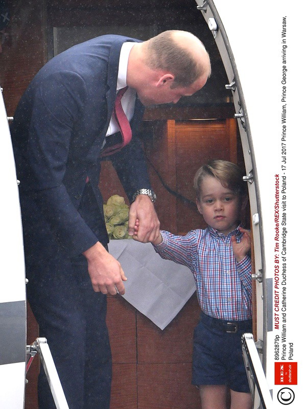 Charlotte i George w Polsce. Księżna Kate i Książę William do Warszawy przylecieli z dziećmi