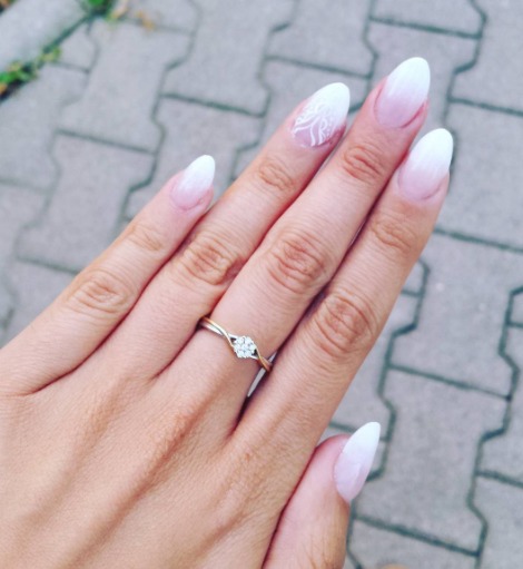 Delikatny manicure na ślub