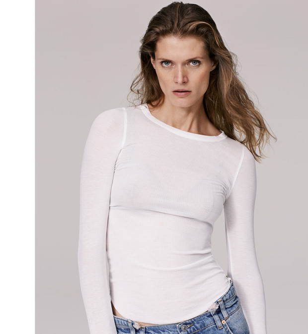Małgosia Bela w lookbooku Zara Timeless