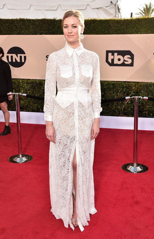 SAG Awards 2018: Yvonne Strahovski w sukni Ester Abner