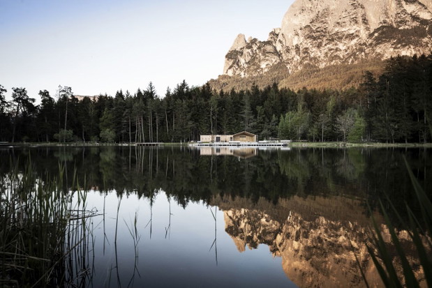 Chatka dla pływaków w Południowym Tyrolu, projekt: pracownia architektoniczna noa*