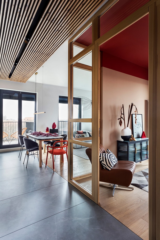 Artystyczny szyk we wrocławskim apartamencie, projekt: Aldona Banasiuk-Suchorzewska, architektka wnętrz, stylizacja: Anna Salak