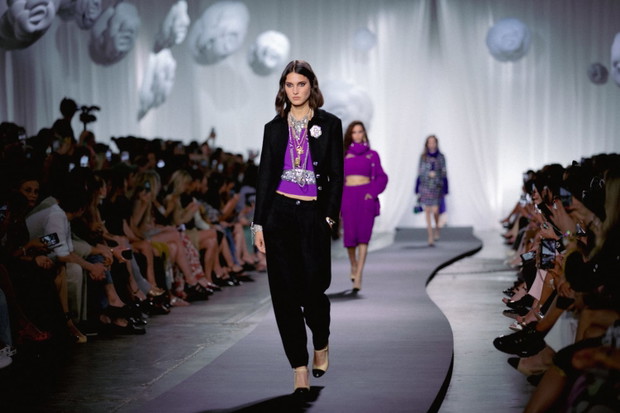 Chanel 2021/22 Métiers d’art show