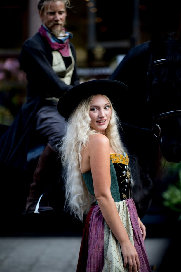 London Fashion Week wiosna-lato 2021: stylizacje