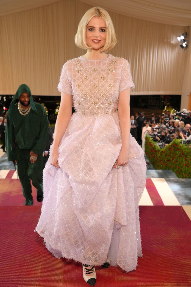 Met Gala 2022: suknie modelek i gwiazd. Sarah Jessica Parker, Hailey Bieber, Billie Eilish, Jared Leto i inni