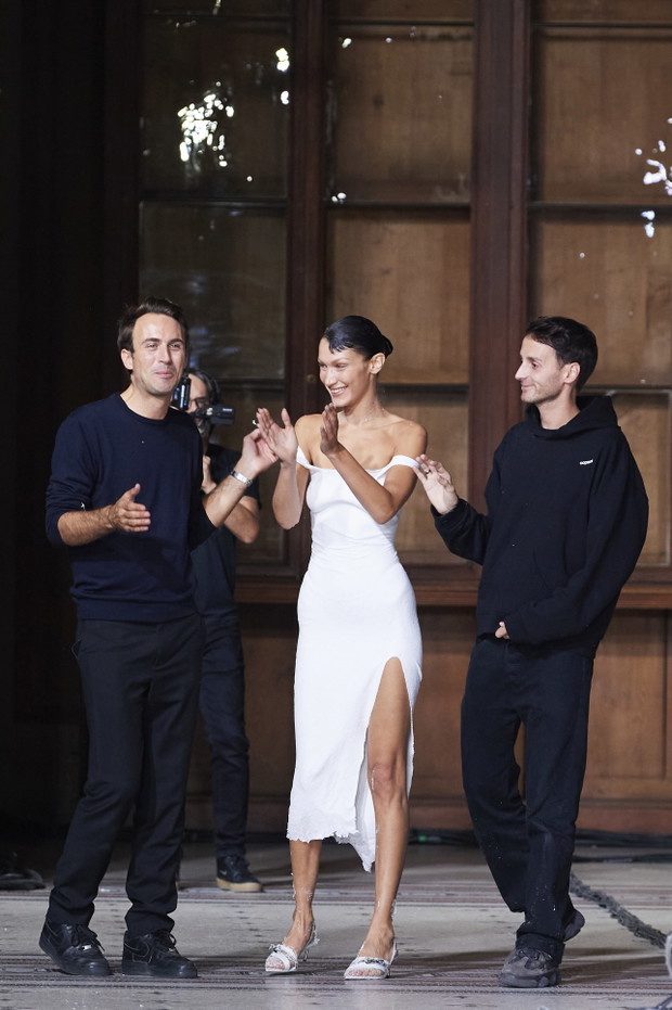 Bella Hadid na pokazie Coperni SS 23