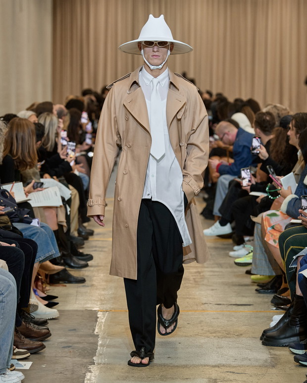 Burberry wiosna-lato 2023