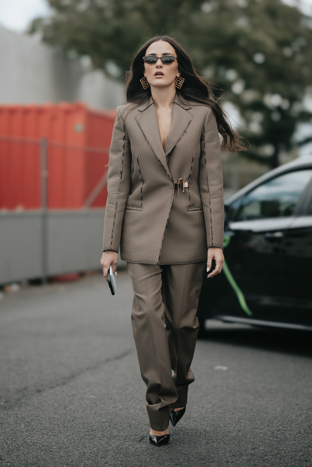 Przegląd stylizacji z PFW wiosna-lato 2023f