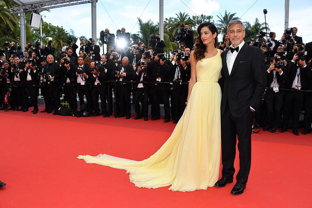 Sekrety stylu Amal Clooney. Stylizacje prawniczki