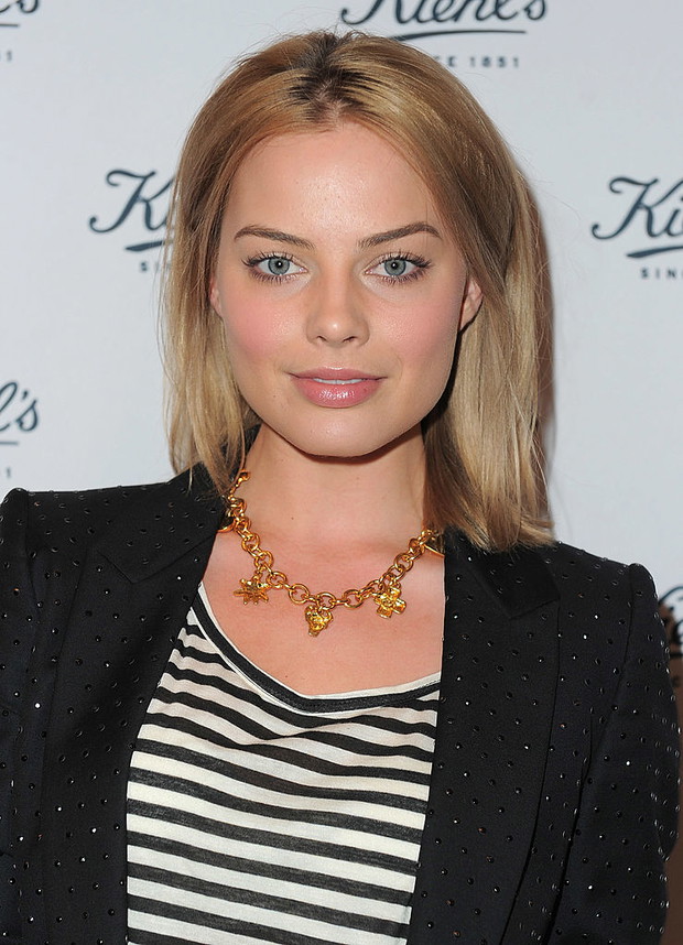 Margot Robbie (2011)