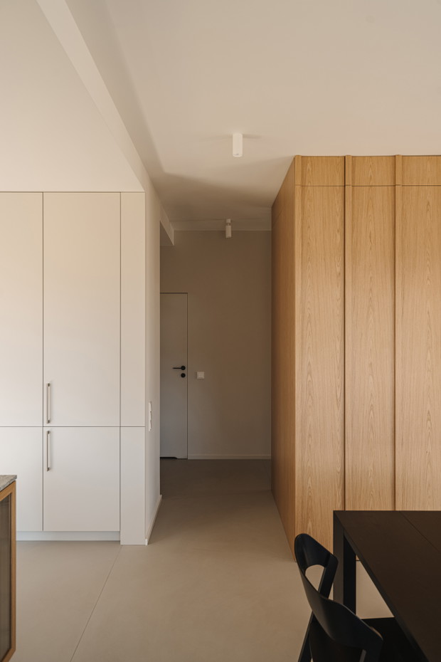 Jesienna paleta barw w domu pod Warszawą, projekt: pracownia 3XEL Architekci