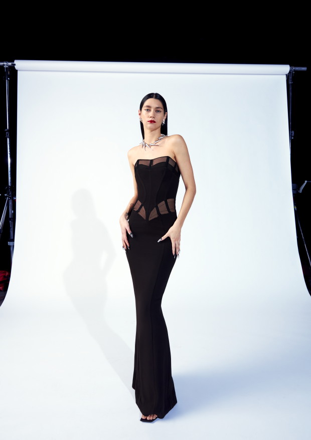 Zmysłowe body w stylu Dua Lipy w nowościach H&M. To najbardziej wyczekiwana kolekcja szwedzkiej sieciówki