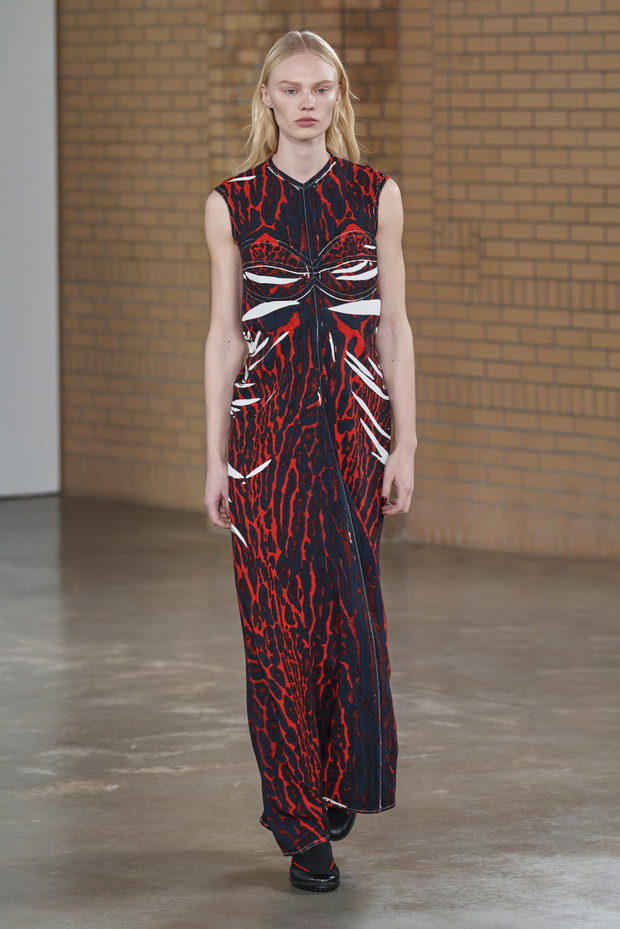 Proenza Schouler jesień-zima 2022/2023. Ekspersyjny minimalizm