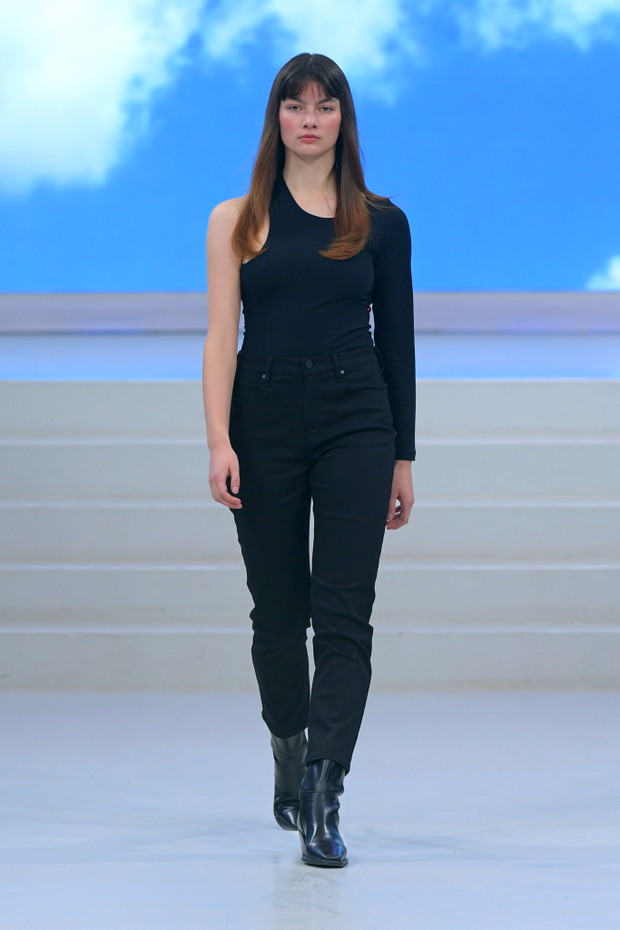 Tomorrow Denim jesień-zima 2022/2023. Podróże w czasie