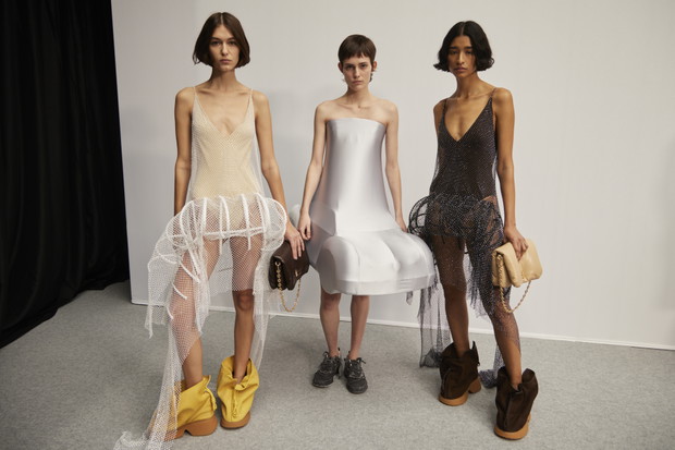 Backstage świata mody: Loewe FW22