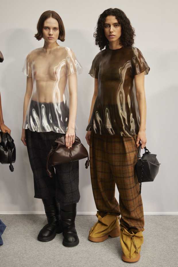 Backstage świata mody: Loewe FW22