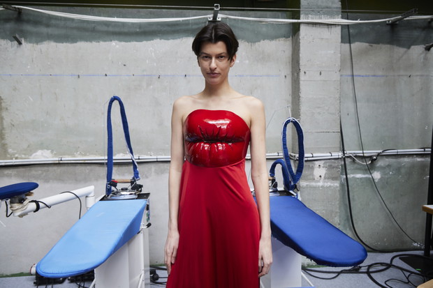 Backstage świata mody: Loewe FW22