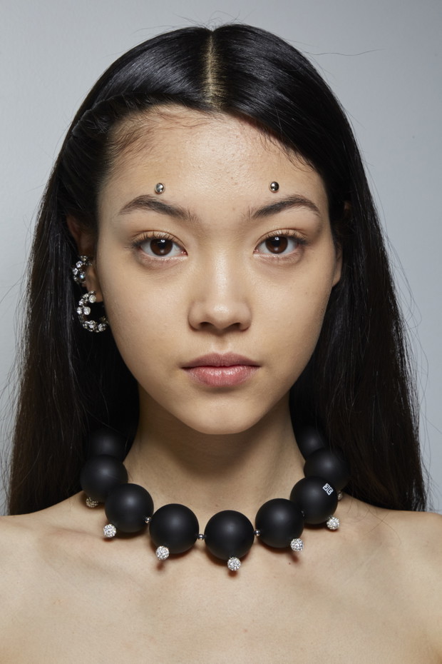 Givenchy jesień-zima 2022/2023 backstage