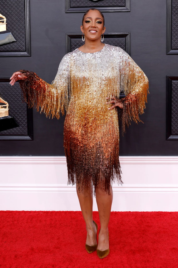 Grammy 2022: kreacje gwiazd