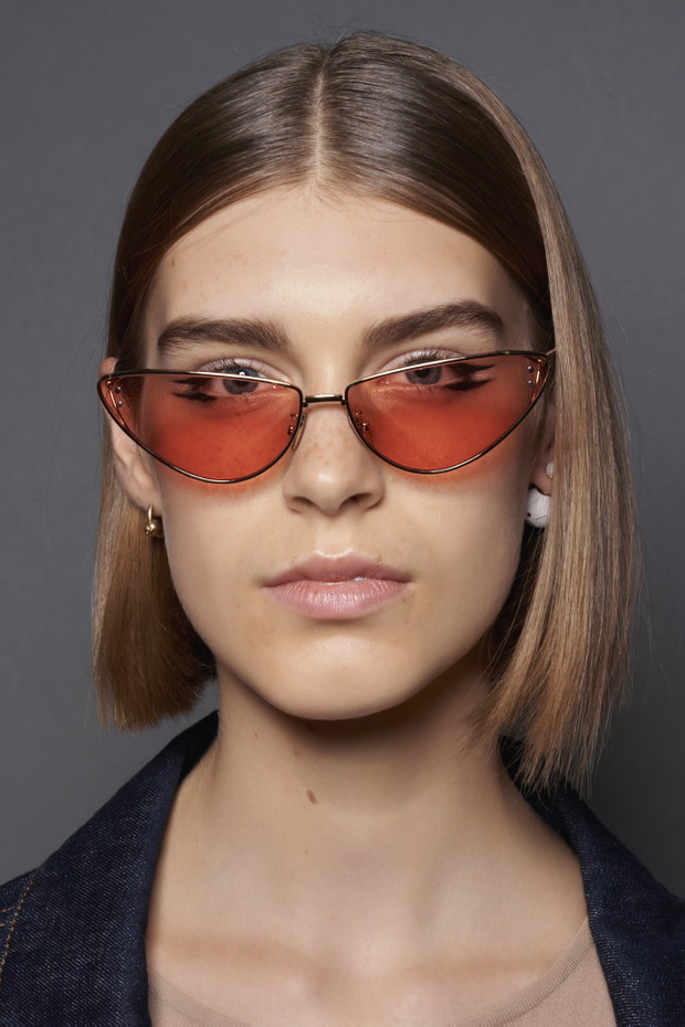 Modne fryzury wiosna-lato 2022: Christian Dior