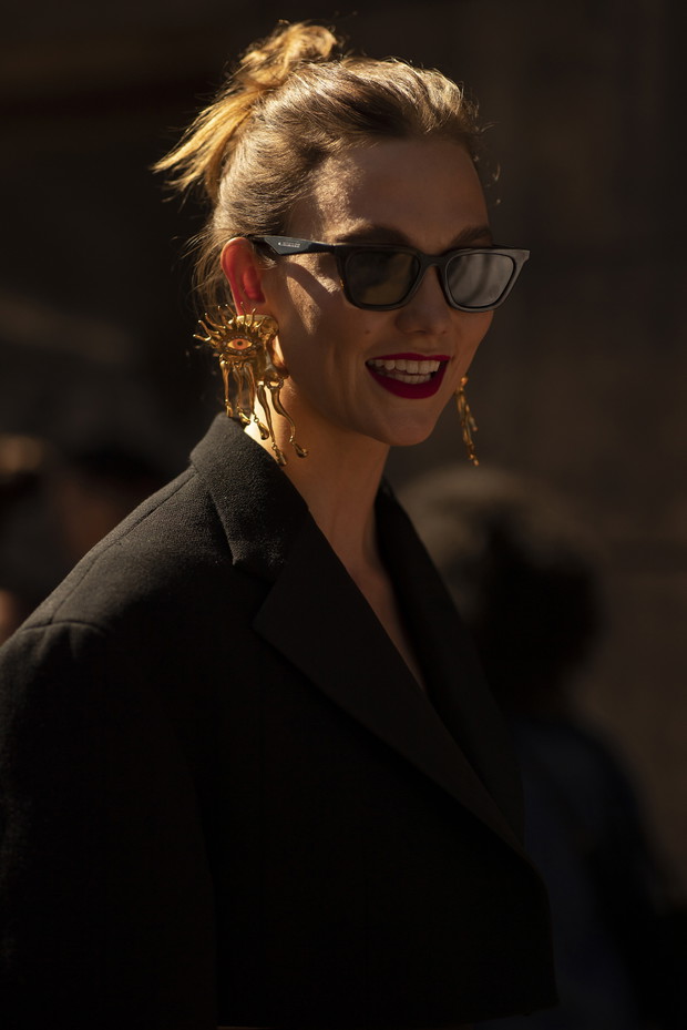 Przegląd stylizacji z paryskiego tygodnia mody haute couture street style