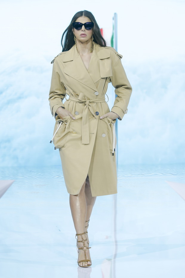 Elizabetta Franchi wiosna-lato 2020: uniform podróżniczki