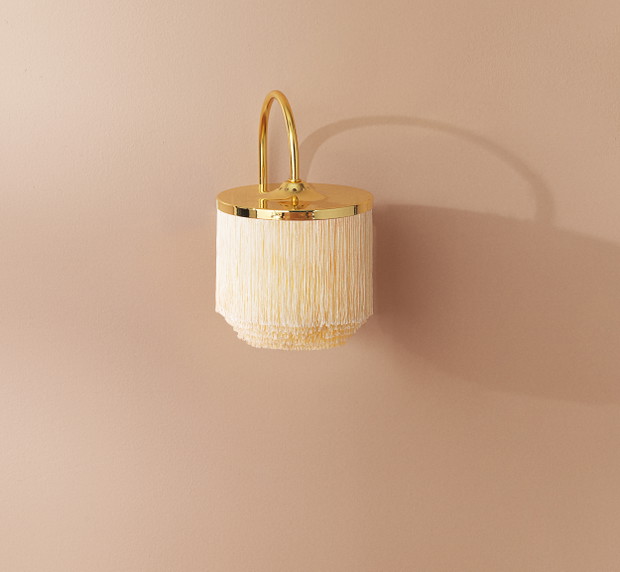 Kultowa lampa z frędzlami wraca!