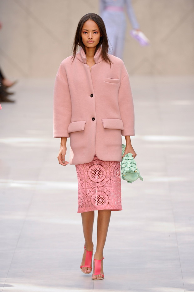 Kim są gwiazdy nowej kampanii Burberry wiosna-lato 2014?
