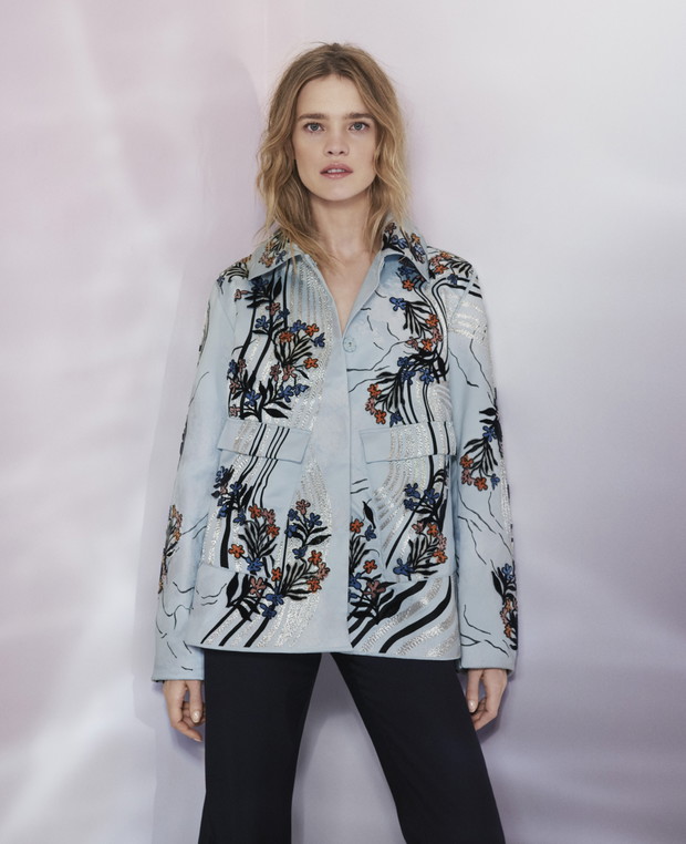 Natalia Vodianova w kampanii H&M Conscious Exclusive 2017