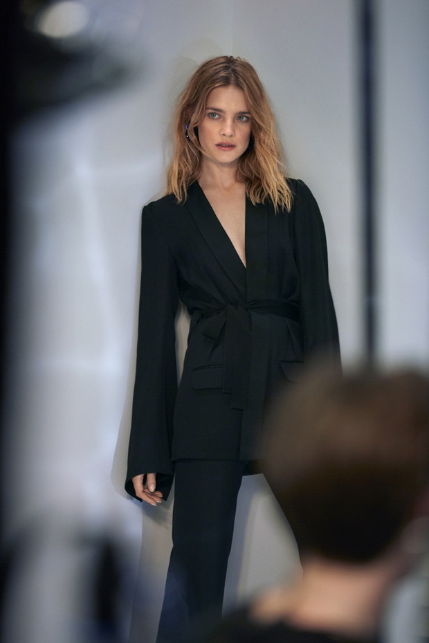Natalia Vodianova w kampanii H&M Conscious Exclusive 2017