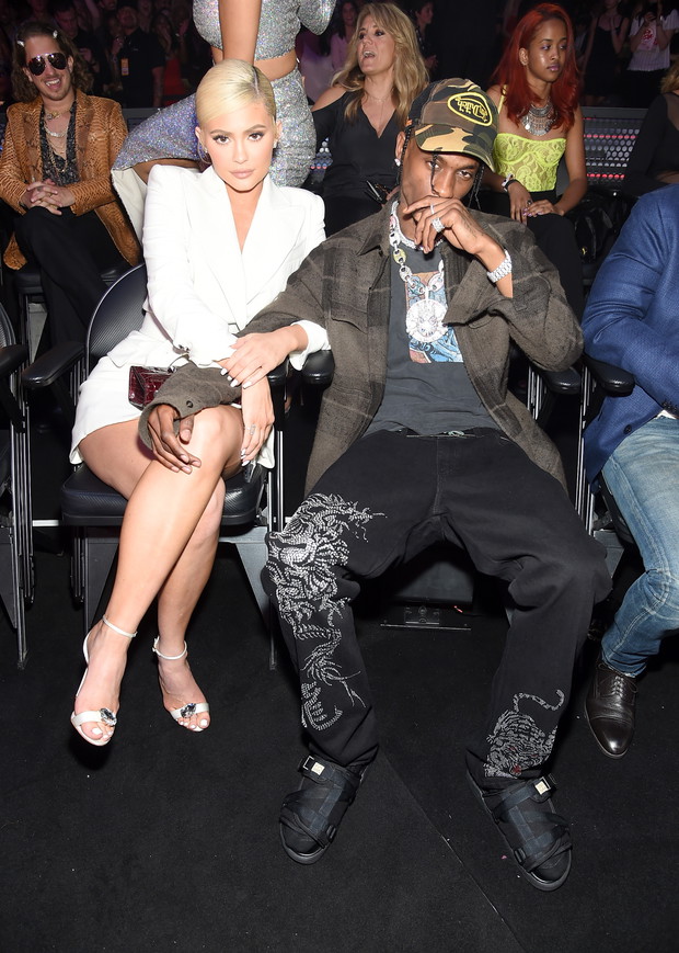 Kylie Jenner i Travis Scott na MTV VMAs 2018.