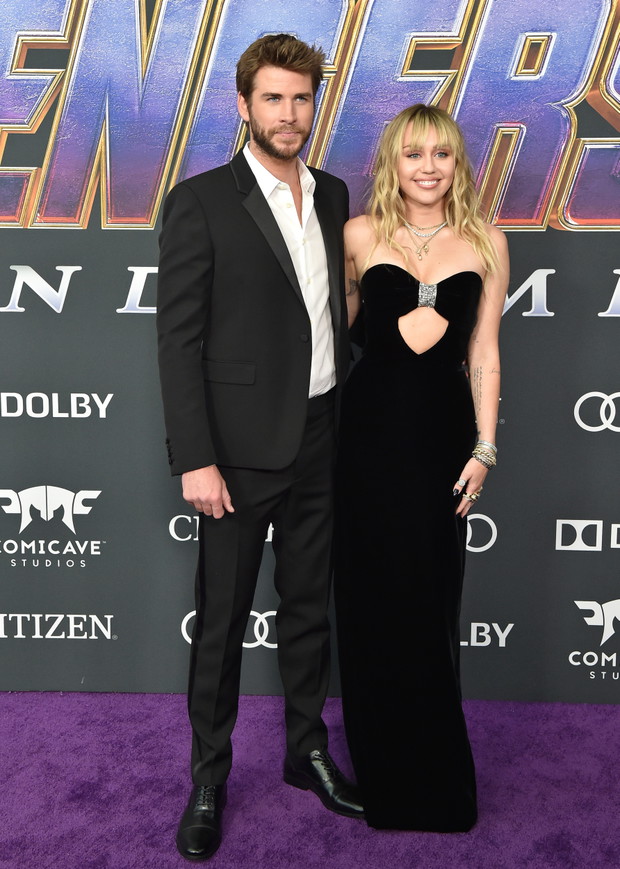 Miley Cyrus i Liam Hemsworth Miley Cyrus i Liam Hemsworth na premierze filmu Avengers: Endgame, 2019 rok.