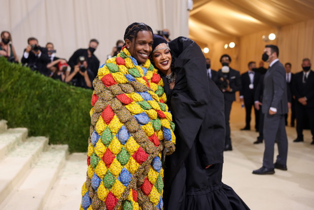 Stylizacje Met Gala 2021: suknie gwiazd
