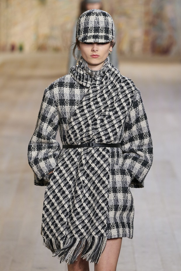 Trendy na jesień-zima 2021/2022: moda jesień 2021