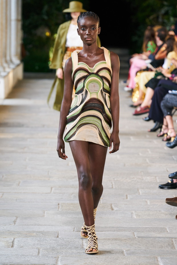 Alberta Ferretti wiosna-lato 2022