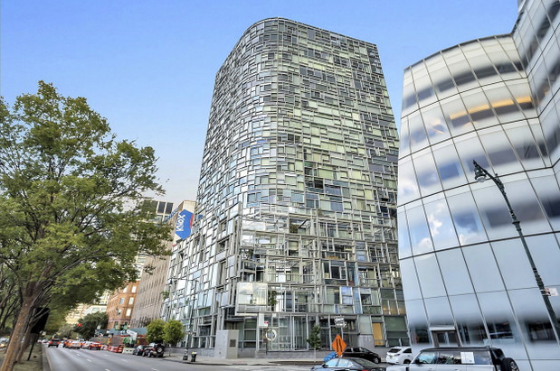 penthouse w 100 Eleventh Avenue
