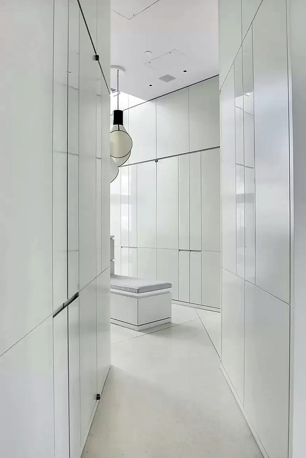 penthouse w 100 Eleventh Avenue