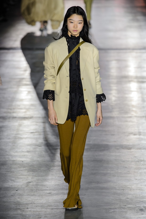 Pokaz Alberta Ferretti SS19