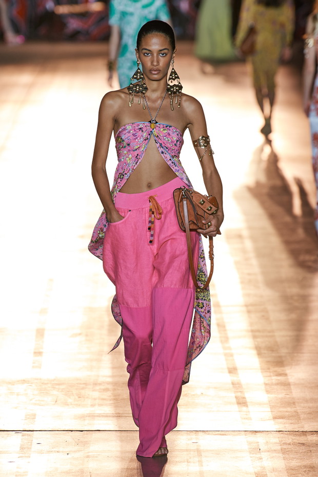 Etro wiosna-lato 2022