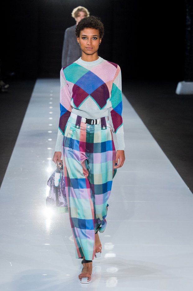 Pokaz Emporio Armani SS18