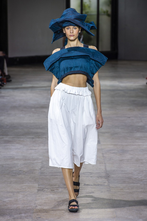 Pokaz Issey Miyake SS19